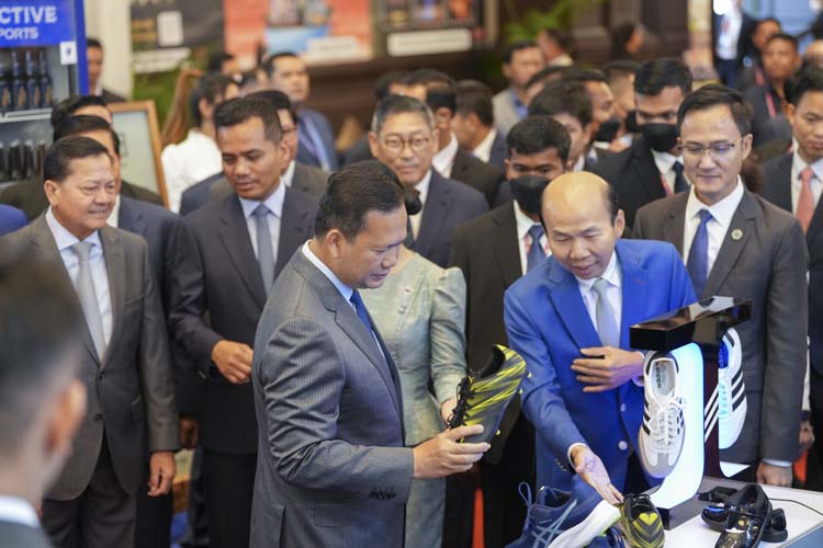 កម្មវិធីបើកសម្ពោធ «ពិព័រណ៍ពាណិជ្ជកម្មកម្ពុជា» លើកទី១៧