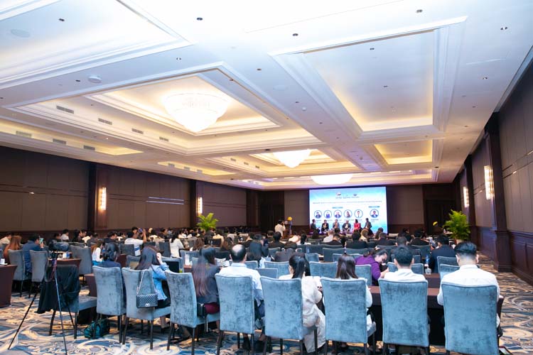 វេទិកាស្តីពីវិស័យនាំចេញកម្ពុជា