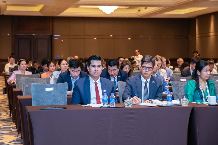 វេទិកាស្តីពីវិស័យនាំចេញកម្ពុជា