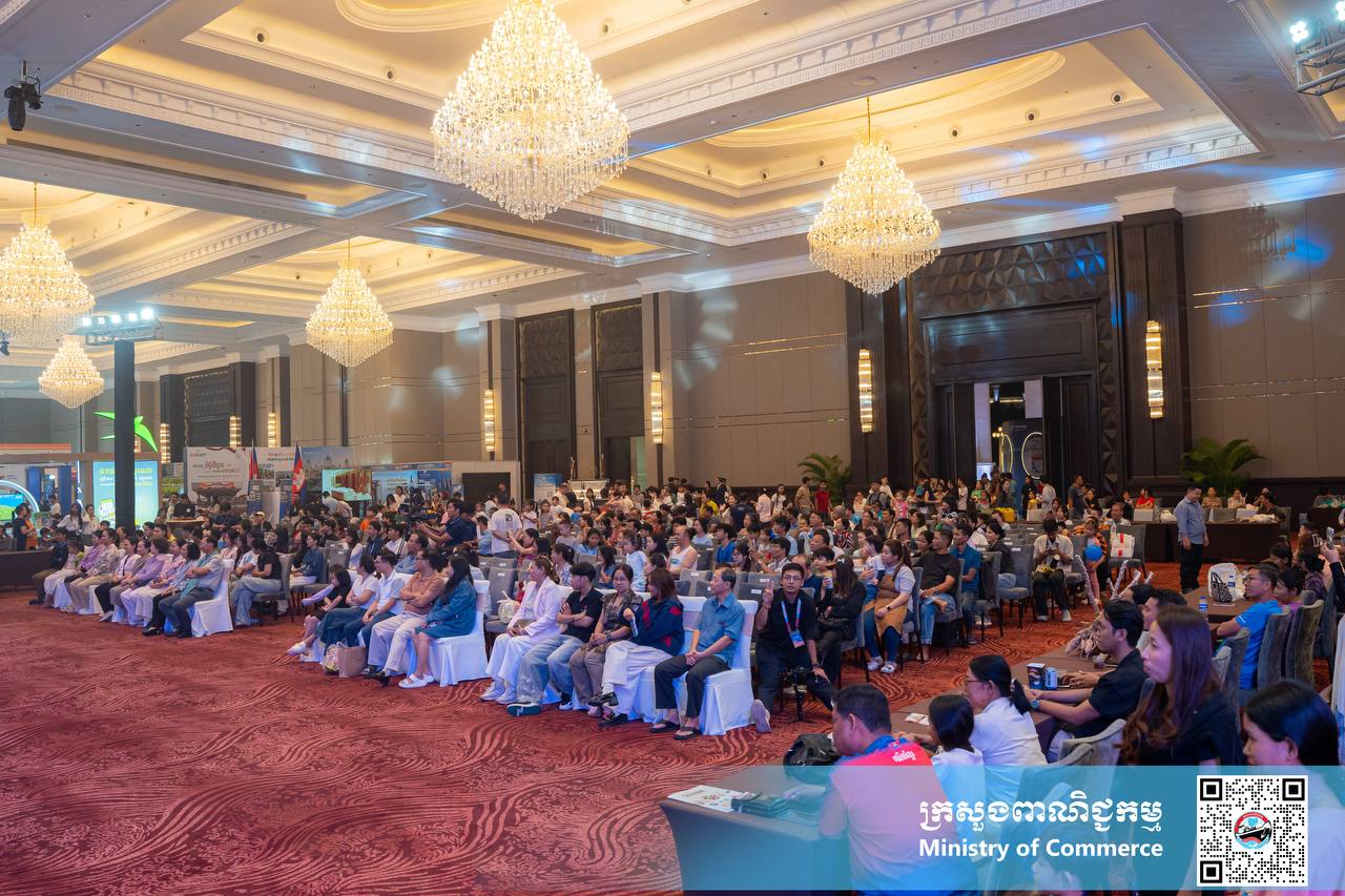 រូបភាពសង្ខេបខ្លះៗស្ដីពីសកម្មភាពក្នុងថ្ងៃទី៣ នៃព្រឹត្តិការណ៍ពិព័រណ៍ពាណិជ្ជកម្មកម្ពុជា លើកទី១៨ ឆ្នាំ២០២៥