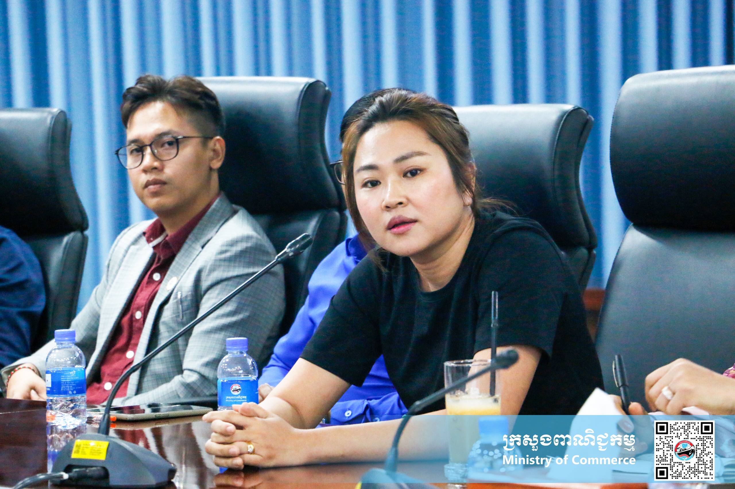 ឯកឧត្តម ទិត សីច័ន្ទលី អគ្គនាយកនៃអគ្គនាយកដ្ឋានជំរុញពាណិជ្ជកម្ម ក្រសួងពាណិជ្ជកម្ម បានដឹកនាំកិច្ចប្រជុំផ្សព្វផ្សាយ ផ្តល់ព័ត៌មានលម្អិតពីការរៀបចំពិព័រណ៍ នីតិវិធី និងលក្ខខណ្ឌតម្រូវនានា ក្នុងការចូលរួមព្រឹត្តិការណ៍ «ពិព័រណ៍ពាណិជ្ជកម្មកម្ពុជា» លើកទី១៨ ឆ្នាំ២០២៥ (The 18th Cambodia Trade Expo-CTExpo)