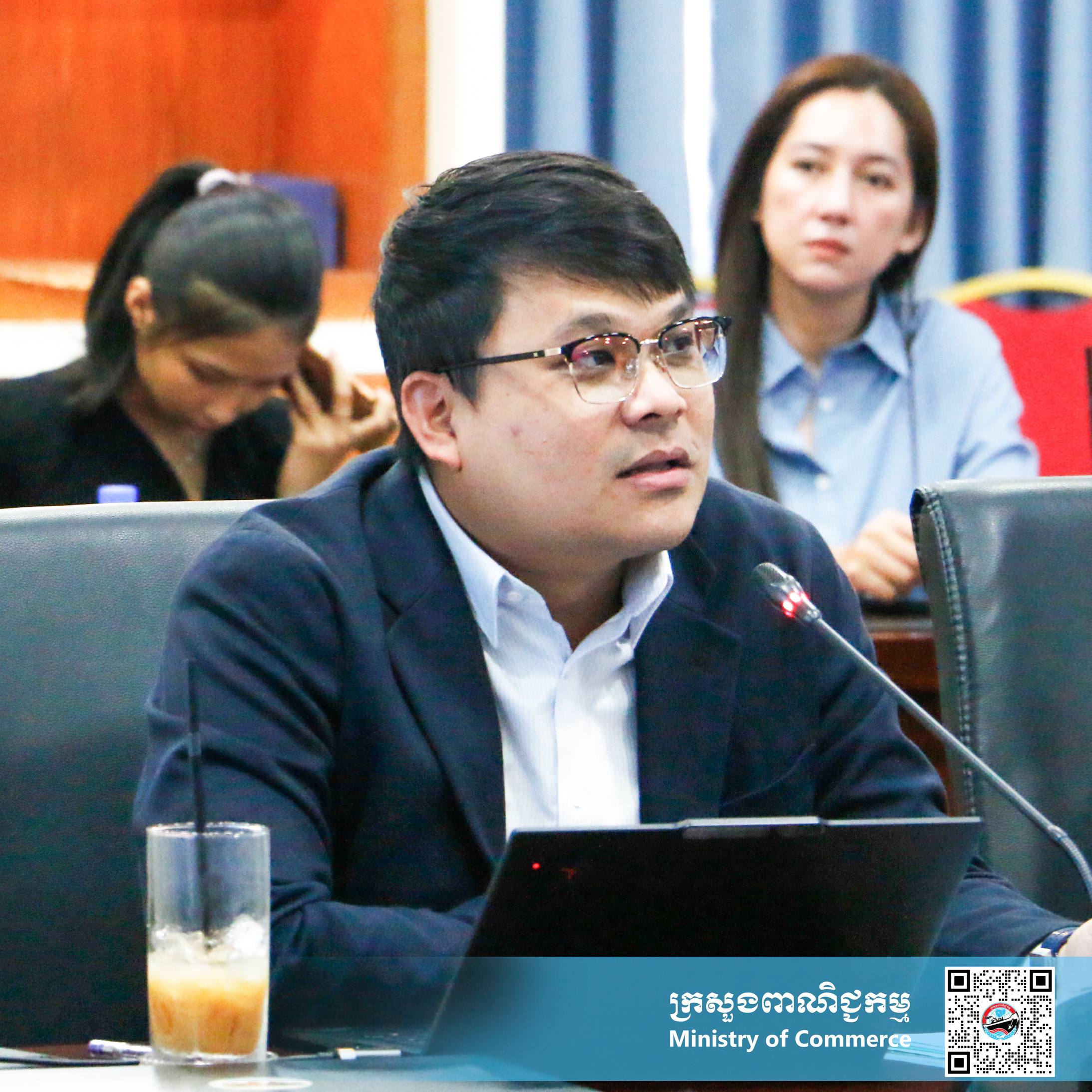 ឯកឧត្តម ទិត សីច័ន្ទលី អគ្គនាយកនៃអគ្គនាយកដ្ឋានជំរុញពាណិជ្ជកម្ម ក្រសួងពាណិជ្ជកម្ម បានដឹកនាំកិច្ចប្រជុំផ្សព្វផ្សាយ ផ្តល់ព័ត៌មានលម្អិតពីការរៀបចំពិព័រណ៍ នីតិវិធី និងលក្ខខណ្ឌតម្រូវនានា ក្នុងការចូលរួមព្រឹត្តិការណ៍ «ពិព័រណ៍ពាណិជ្ជកម្មកម្ពុជា» លើកទី១៨ ឆ្នាំ២០២៥ (The 18th Cambodia Trade Expo-CTExpo)