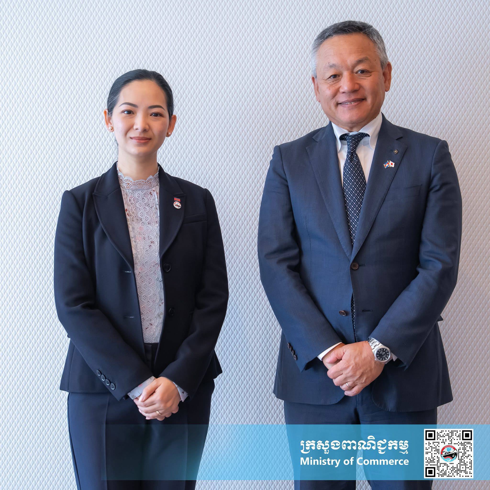 លោកជំទាវ ចម និម្មល រដ្ឋមន្ត្រីក្រសួងពាណិជ្ជកម្ម បានចូលរួមទទួលទានអាហារការងារពេលព្រឹកជាមួយតំណាងក្រុមហ៊ុន Toyota Tsusho Corporation ដែលដឹកនាំដោយលោក Harada Shigeru, Division CEO ក្រុមហ៊ុន Toyota Tsusho Co., LTD (Japan)