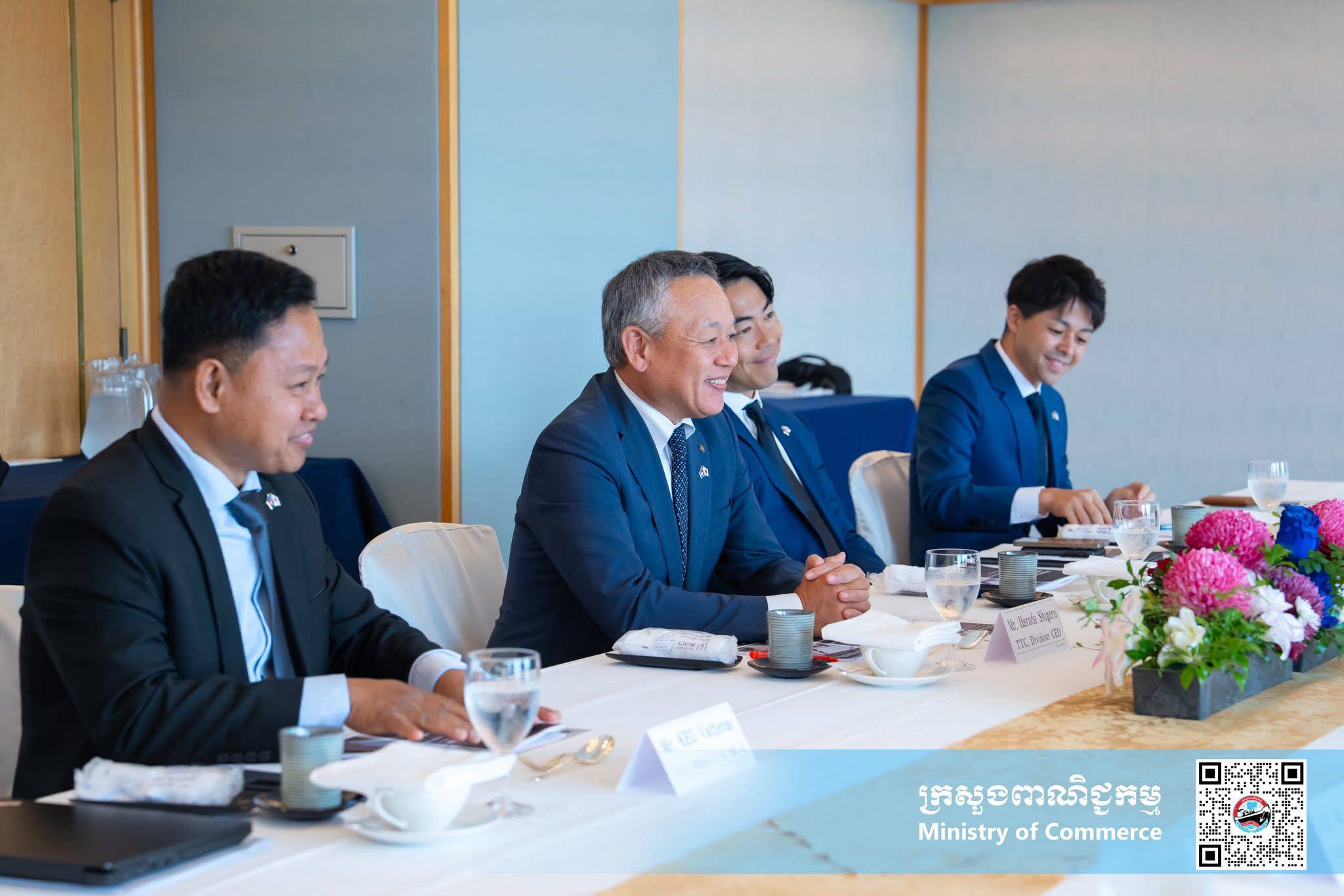 លោកជំទាវ ចម និម្មល រដ្ឋមន្ត្រីក្រសួងពាណិជ្ជកម្ម បានចូលរួមទទួលទានអាហារការងារពេលព្រឹកជាមួយតំណាងក្រុមហ៊ុន Toyota Tsusho Corporation ដែលដឹកនាំដោយលោក Harada Shigeru, Division CEO ក្រុមហ៊ុន Toyota Tsusho Co., LTD (Japan)
