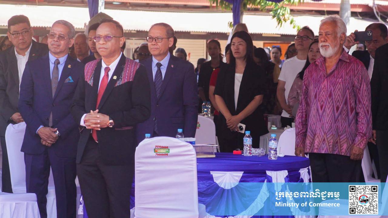 ឯកឧត្តម ពេជ ឫទ្ធី រដ្ឋលេខាធិការក្រសួងពាណិជ្ជកម្ម ដឹកនាំប្រតិភូកម្ពុជាចូលរួមក្នុ្ងងព្រឹត្តិការណ៍ពិព័រណ៍ «Dili International Trade Expo 2025 (DITE-2025)» នៅទីក្រុងឌីលី សាធារណរដ្ឋប្រជាធិបតេយ្យទីម័រឡេស្តេ