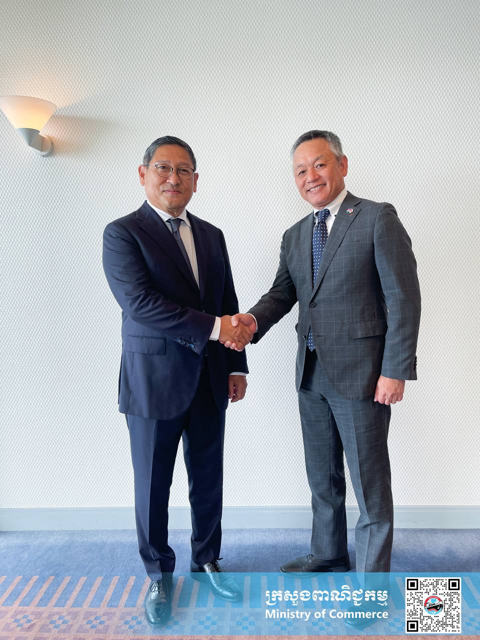 ឯកឧត្តម សុខ ចិន្តាសោភា ឧបនាយករដ្ឋមន្ត្រី បានអនុញ្ញាតជូន តំណាងក្រុមហ៊ុន Toyota Tsusho Corporation ដែលដឹកនាំដោយលោក  Harada Shigeru, Division CEO ក្រុមហ៊ុន Toyota Tsusho Co., LTD (Japan)