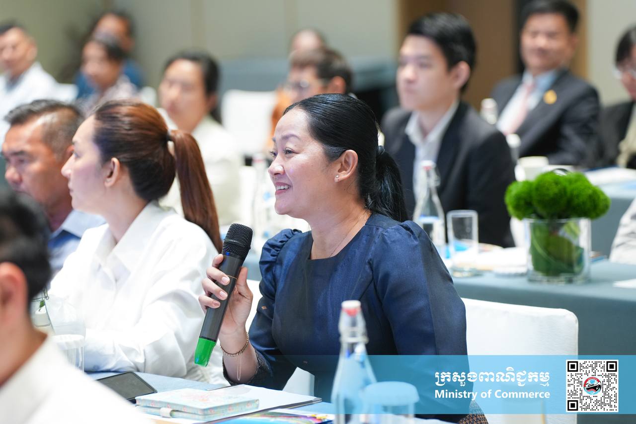 ឯកឧត្តម ណាំ លីណាល់ អនុរដ្ឋលេខាធិការក្រសួងពាណិជ្ជកម្ម បានអញ្ជើញចូលរួមជាអធិបតីក្នុងកម្មវិធី “CAEXPO Global Roadshow” លើកទី២២ នៅសណ្ឋាគារ Oakwood Premier រាជធានីភ្នំពេញ