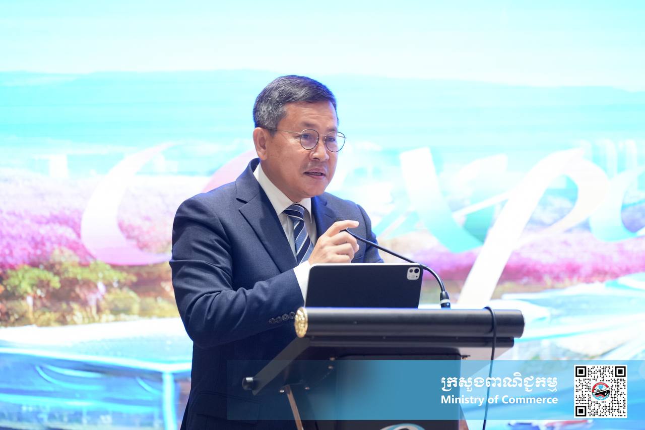 ឯកឧត្តម ណាំ លីណាល់ អនុរដ្ឋលេខាធិការក្រសួងពាណិជ្ជកម្ម បានអញ្ជើញចូលរួមជាអធិបតីក្នុងកម្មវិធី “CAEXPO Global Roadshow” លើកទី២២ នៅសណ្ឋាគារ Oakwood Premier រាជធានីភ្នំពេញ