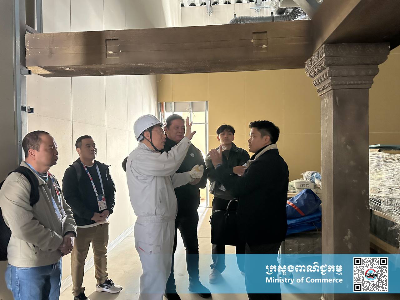 ឯកឧត្តម សំហេង បូរ៉ា រដ្ឋលេខាធិការក្រសួងពាណិជ្ជកម្ម បានអញ្ជើញដឹកនាំប្រតិភូក្រសួងពាណិជ្ជកម្ម ចុះពិនិត្យមើលទីតាំងការដ្ឋានពិព័រណ៍ពិភពលោក ២០២៥ អូសាកា កាន់សៃ ប្រទេសជប៉ុន ដើម្បីតាមដានអំពីវឌ្ឍនភាពនានា នៃដំណើរការសាងសង់ពន្លាជាតិកម្ពុជា។