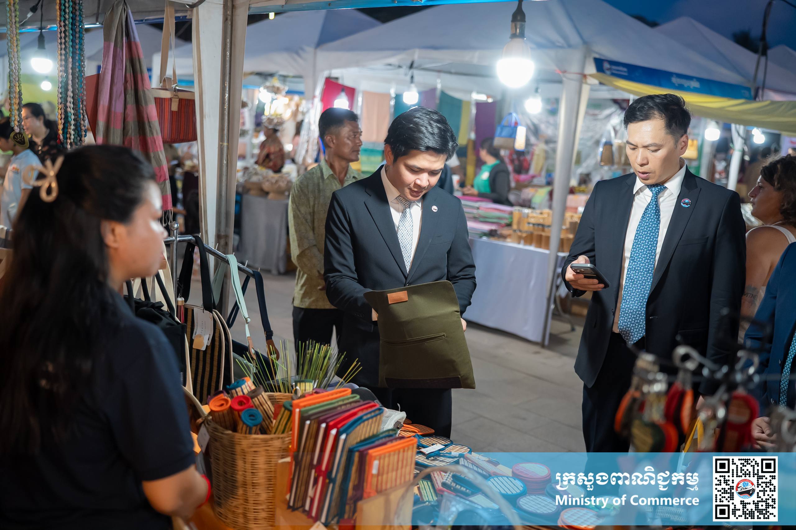 ឯកឧត្តម សំហេង បូរ៉ា រដ្ឋលេខាធិការក្រសួងពាណិជ្ជកម្ម អញ្ជើញជាអធិបតីក្នុងពិធីសម្ពោធ «ពិព័រណ៍ផលិតផលខ្មែរ និងបន្លែផ្លែឈើ លើកទី១៩» ឆ្នាំ២០២៦ ក្រោមមូលបទ «ជំរុញ និងគាំទ្រផលិតផលជាតិ» នៅខេត្តសៀមរាប