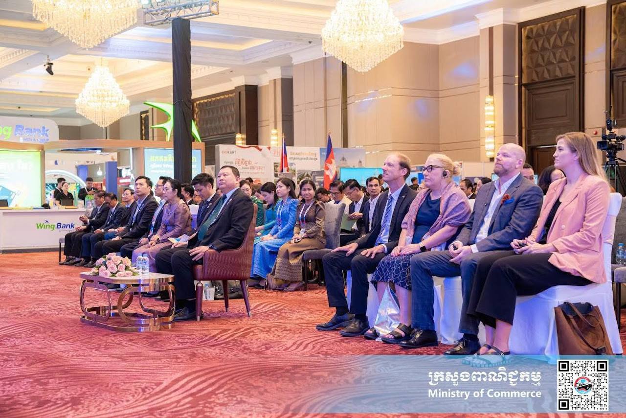 វេទិកាស្ដីពីវិស័យនាំចេញកម្ពុជា ២០២៥៖ ការពង្រឹងសមត្ថភាពសហគ្រិនខ្មែរ ឆ្ពោះទៅកាន់ឧត្តមភាពប្រកួតប្រជែងជាសកល