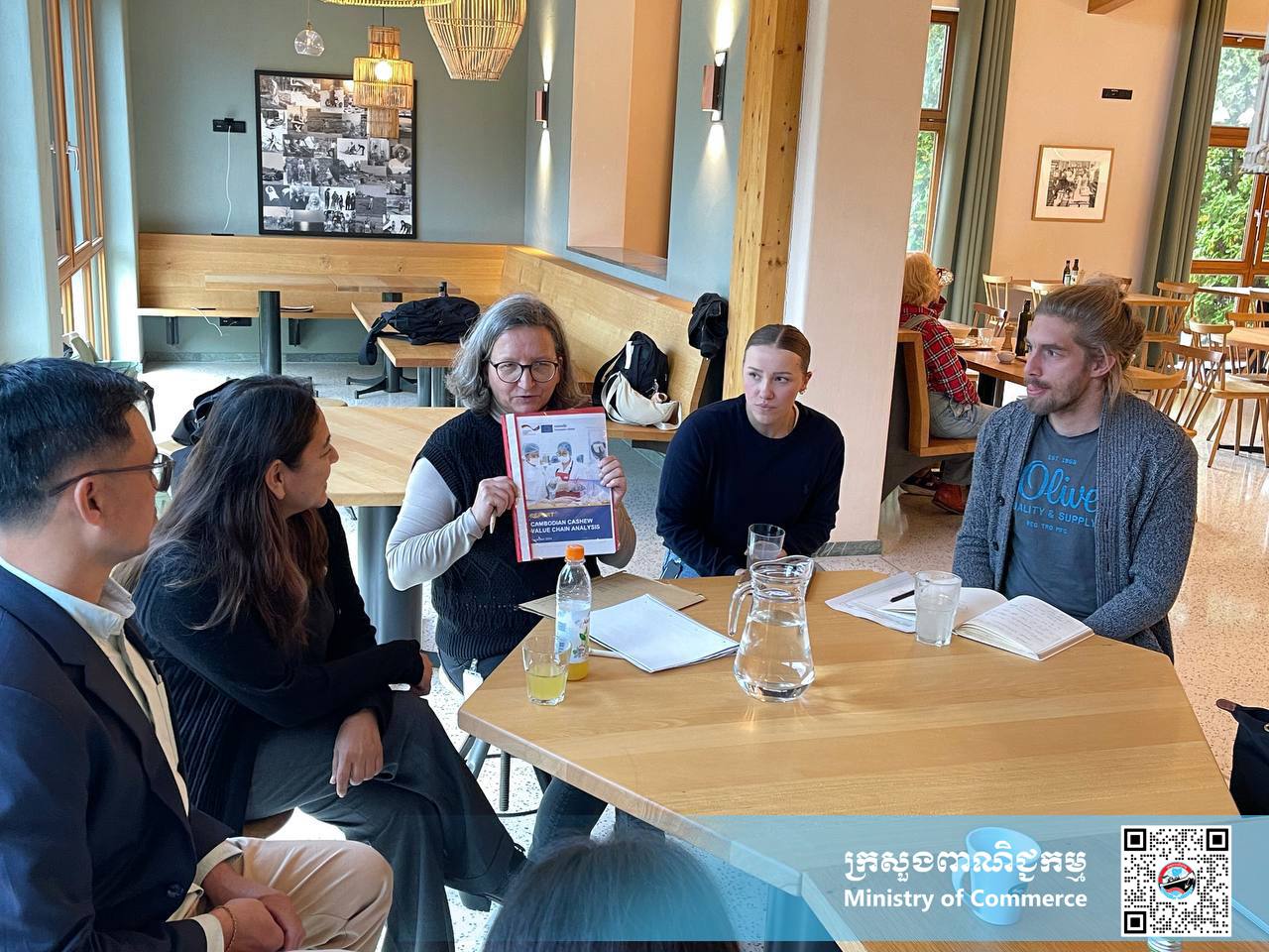 បេសកកម្មពាណិជ្ជកម្មកម្ពុជាទៅកាន់ប្រទេសអាល្លឺម៉ង់ និងហូឡង់