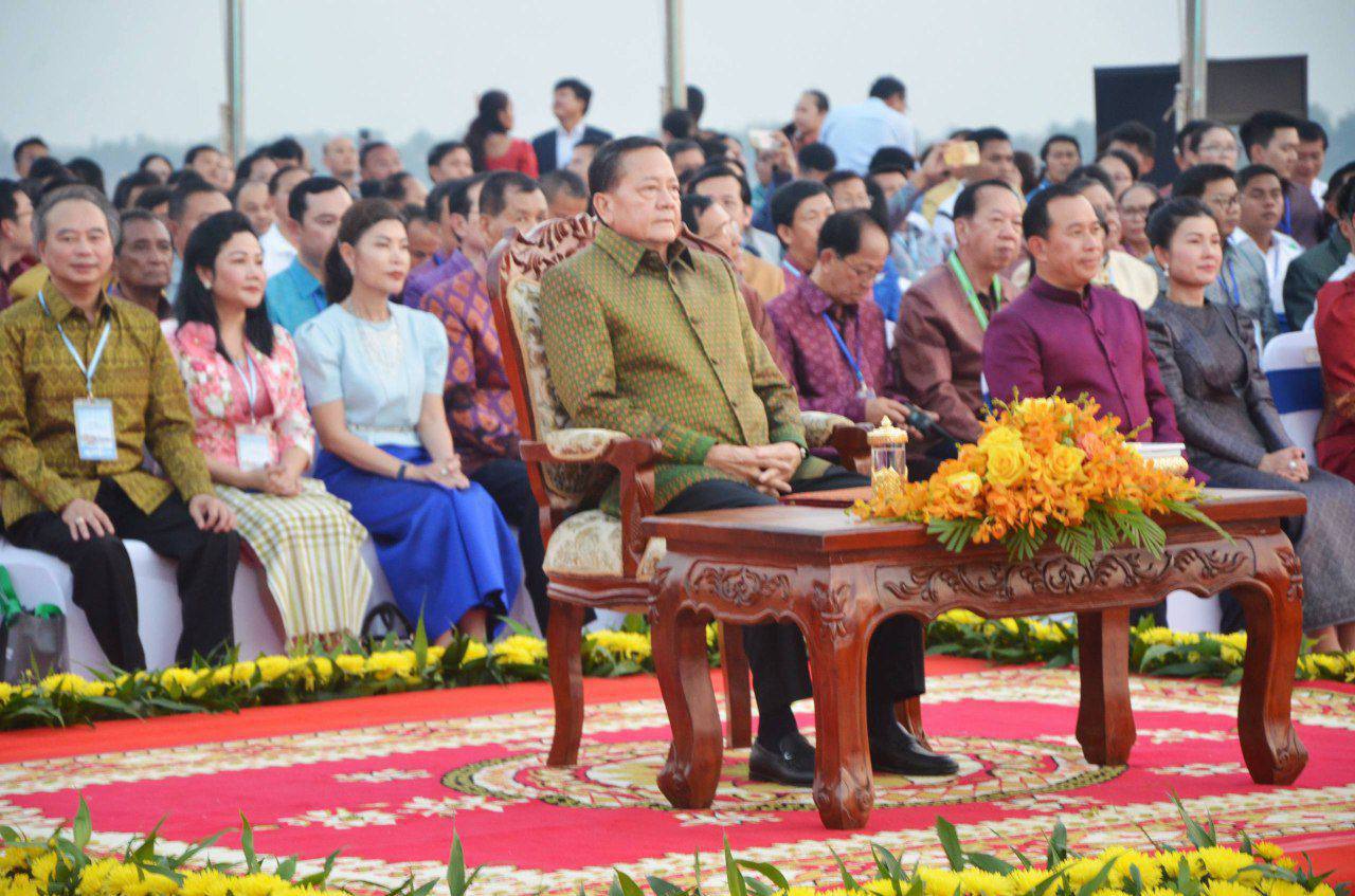 ឯកឧត្តម ស៊ាង ថៃ រដ្ឋលេខាធិការក្រសួងពាណិជ្ជកម្ម អញ្ជើញចូលរួមជាគណៈធិបតីក្នុងពិធីបើកព្រឹត្តិការណ៍បុណ្យទន្លេលើកទី១០ នៅខេត្តក្រចេះ